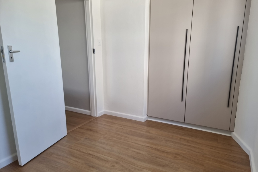 4 Bedroom Property for Sale in Beachfront Western Cape